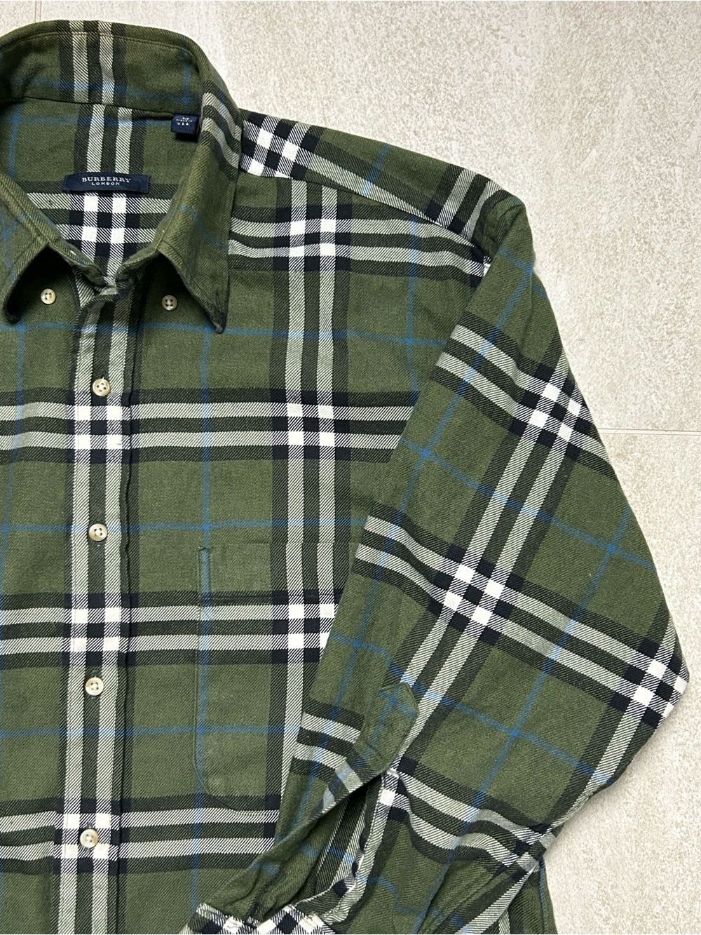 BURBERRY NOVA CHECK FLANNEL PLAID BUTTON DOWN SIZE MEDIUM - Picture 6 of 14